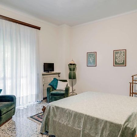 Sentirsi A Casa, Lontano Da Casa-Feel At Home Away From Home Caronno Pertusella Kültér fotó